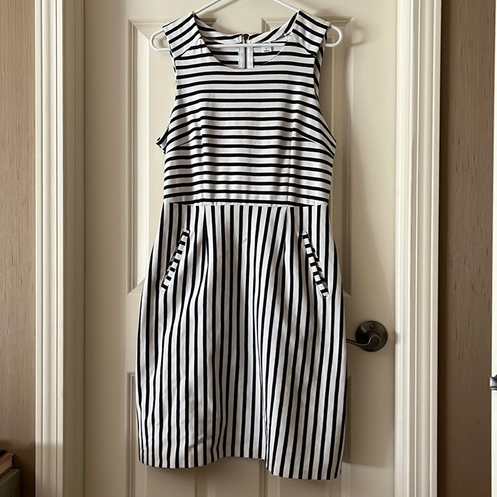 Old Navy striped sleeveless dress